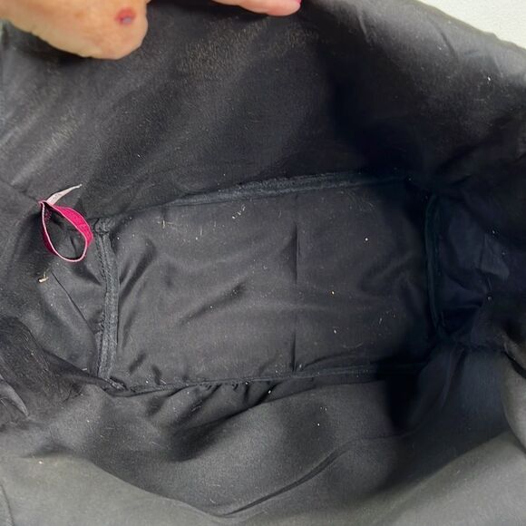 Buckhead Bettie’s Large Striking Utility Tote - Picture 6 of 7